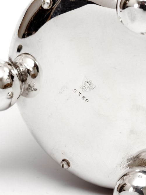 ANTIQUE JOHN GRINSELL SON OAK AND SILVER PLATE HALF PINT TANKARD - ADDITIONAL PHOTO 3
