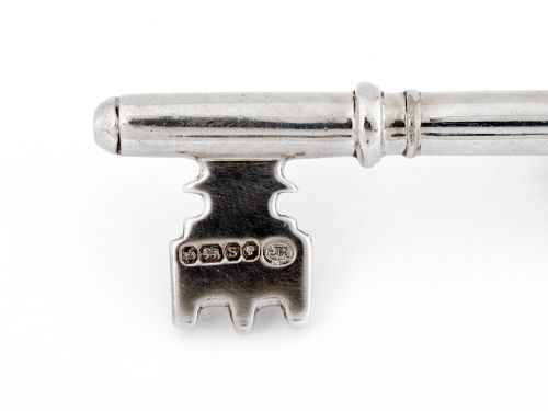 ANTIQUE SILVER BOXED PRESENTATION KEY - ADDITIONAL PHOTO 5