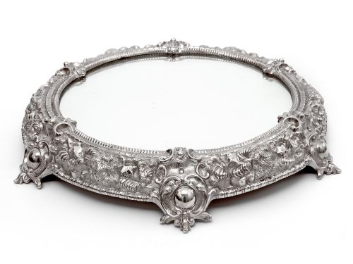CAST VICTORIAN CIRCULAR MIRROR PLATEAU CAKE STAND WITH A ROCKY SIMULATED BORDER - ADDITIONAL PHOTO 2