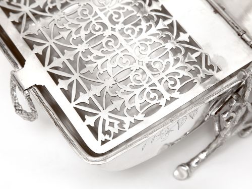 VICTORIAN FENTON BROTHERS BEAUTIFULLY ENGRAVED SILVER PLATED BISCUIT WARMER - ADDITIONAL PHOTO 1
