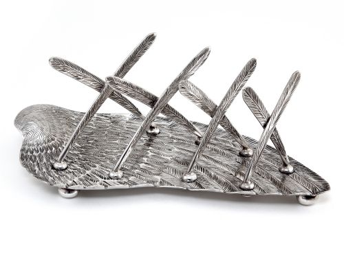 SILVER PLATED TOAST RACK SHAPED AS A BIRD WING ENGRAVED WITH FEATHERS - ADDITIONAL PHOTO 1