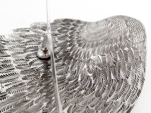 SILVER PLATED TOAST RACK SHAPED AS A BIRD WING ENGRAVED WITH FEATHERS - ADDITIONAL PHOTO 2