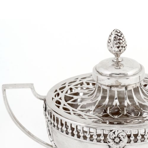 WILLIAM COMYNS EDWARDIAN SILVER POTPOURRI BOWL - ADDITIONAL PHOTO 4