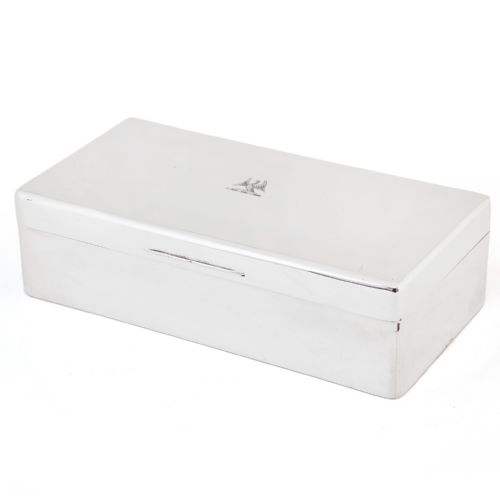 adie brothers silver cigar or cigarette box with a hinged crested solid lid - CATEGORY: ANTIQUE SILVER - DATED 1930