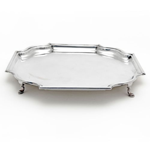 UNUSUAL VINTAGE SQUARE SHAPED SILVER SALVER ON FOUR HOOF FEET - ADDITIONAL PHOTO 2