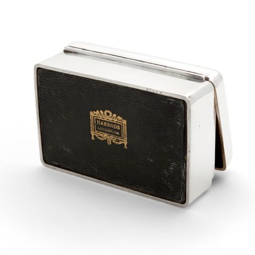 SIMPLE STYLE HARRODS SILVER CEDAR LINED CIGARETTE OR CIGAR BOX - ADDITIONAL PHOTO 4