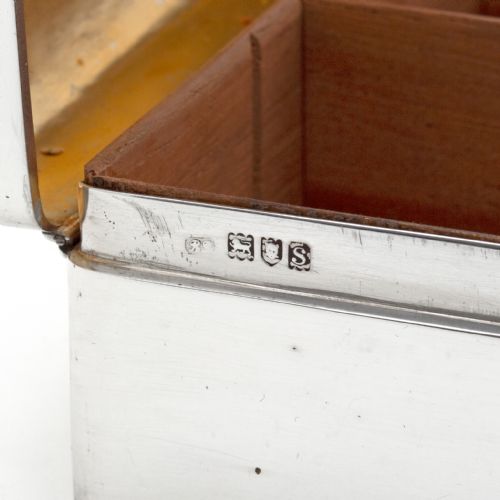 STYLISH LARGE SILVER CIGARETTE OR CIGAR TABLE BOX - ADDITIONAL PHOTO 6