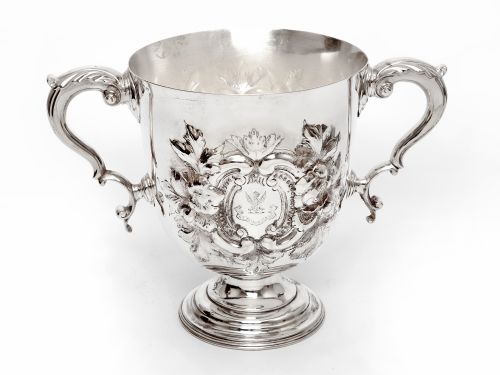 elkington co silver plated trophy cup embossed with scrolls and foliage with scroll handles - CATEGORY: ANTIQUE SILVER - DATED 1870