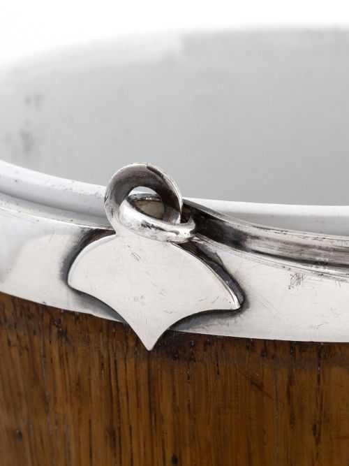 LATE VICTORIAN OAK AND SILVER PLATED ICE PAIL WITH PORCELAIN LINER - ADDITIONAL PHOTO 4