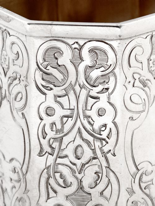EARLY VICTORIAN OCTAGONAL SILVER CHRISTENING MUG - ADDITIONAL PHOTO 5
