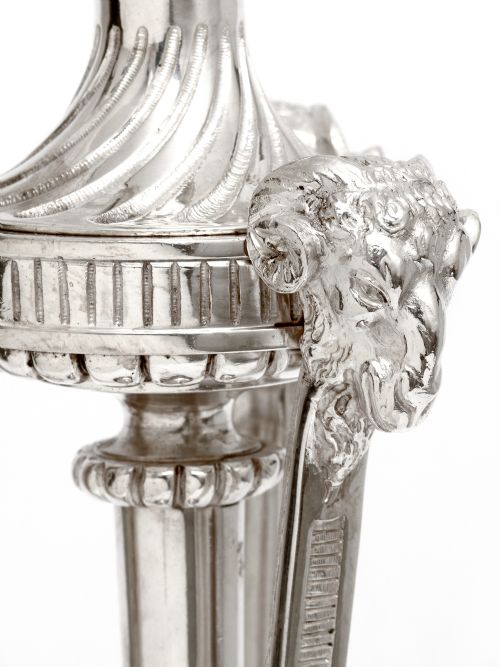 ANTIQUE MORLOT SILVER PLATED TABLE LAMP WITH RAMS HEAD MOTIFS - ADDITIONAL PHOTO 4