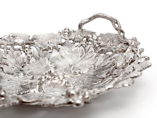 VICTORIAN SILVER PLATED FRUIT DISH WITH GRAPE AND VINE BORDER - ADDITIONAL PHOTO 2