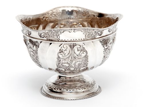 LATE VICTORIAN OVAL SILVER FRUIT BOWL EMBOSSED WITH SCROLLS AND FLOWERS - ADDITIONAL PHOTO 2