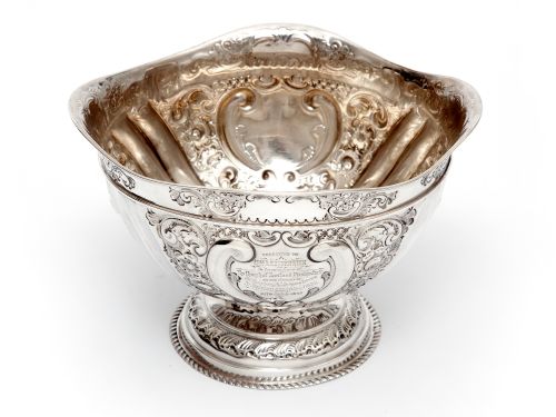 LATE VICTORIAN OVAL SILVER FRUIT BOWL EMBOSSED WITH SCROLLS AND FLOWERS - ADDITIONAL PHOTO 3