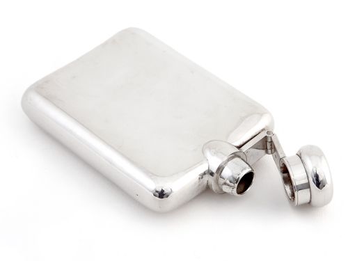 ANTIQUE PLAIN BODY SILVER HIP FLASK WITH A BAYONET STYLE HINGED LID - ADDITIONAL PHOTO 1