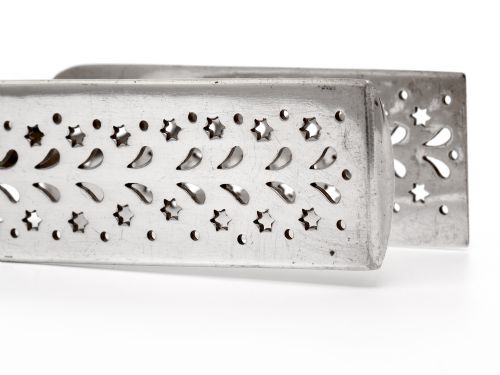 SILVER PLATED ASPARAGUS TONGS WITH PIERCED RECTANGULAR BLADES - ADDITIONAL PHOTO 3