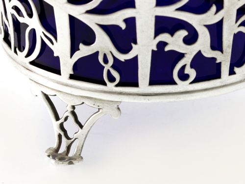 VINTAGE SILVER SUGAR BASKET WITH BLUE GLASS LINER - ADDITIONAL PHOTO 4