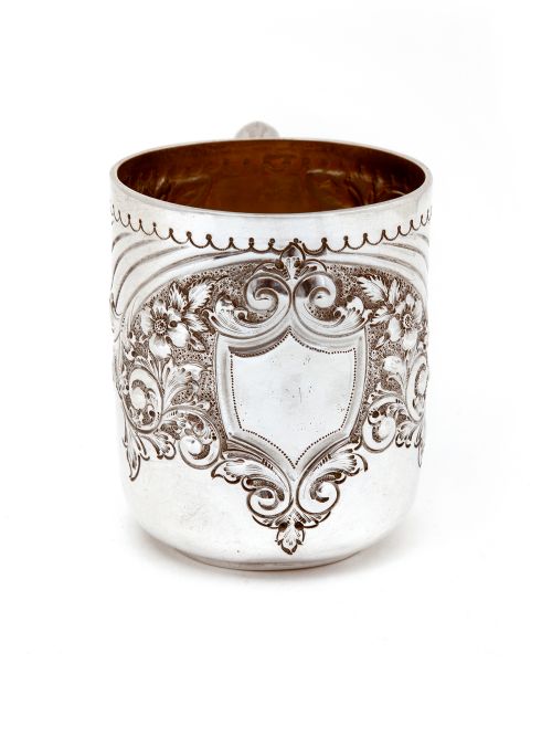 EDWARDIAN SILVER CHILD OR CHRISTENING MUG HAND CHASED WITH FLOWERS AND SCROLLS - ADDITIONAL PHOTO 1