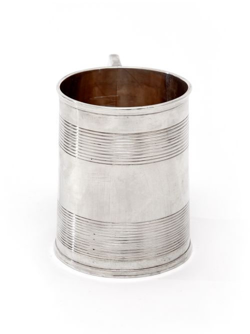 VICTORIAN SILVER CHRISTENING MUG WITH A REEDED BANDED PLAIN BODY - ADDITIONAL PHOTO 1