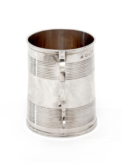 VICTORIAN SILVER CHRISTENING MUG WITH A REEDED BANDED PLAIN BODY - ADDITIONAL PHOTO 2