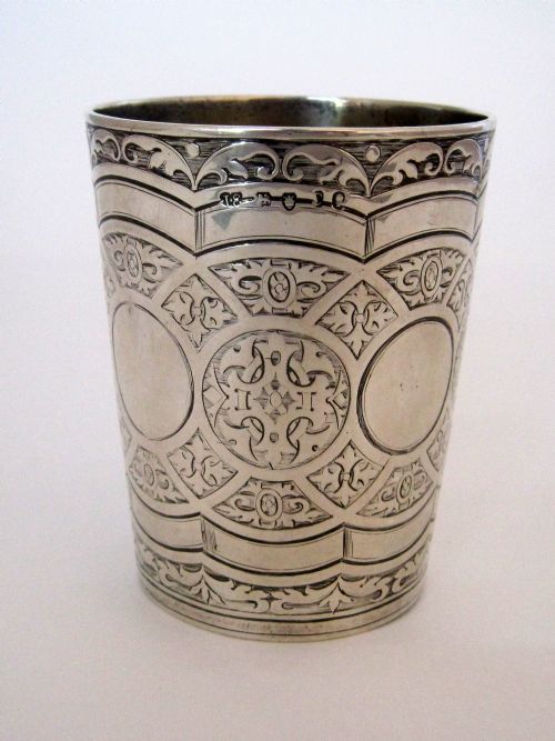 GOOD QUALITY JOHN EMES ANTIQUE SILVER BEAKER - ADDITIONAL PHOTO 4