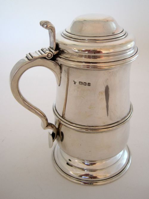 HANDSOME GEORGE II STYLE SILVER LIDDED TANKARD - ADDITIONAL PHOTO 4