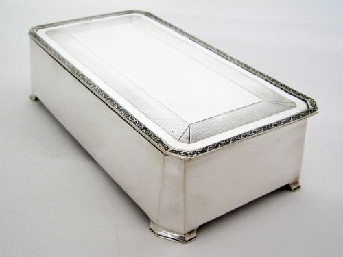 ART DECO STYLE MAPPIN WEBB SILVER TABLE CIGAR OR TRINKET BOX - ADDITIONAL PHOTO 1
