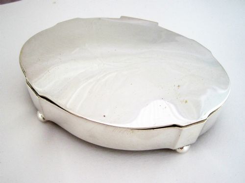 ANTIQUE SILVER JEWELLERY BOX IN A SHAPED OVAL FORM - ADDITIONAL PHOTO 2