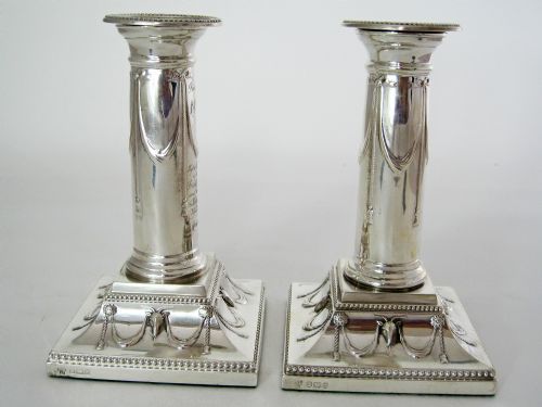 pair of elegant 14cm 55 edwardian silver candlesticks - CATEGORY: ANTIQUE SILVER - DATED 1910