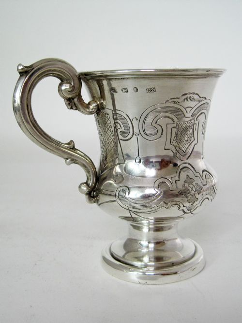EARLY VICTORIAN SILVER CAMPANA SHAPED CHRISTENING MUG - ADDITIONAL PHOTO 4
