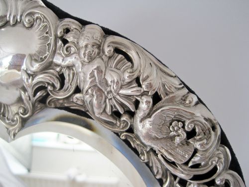 WILLIAM COMYNS VICTORIAN HEART SHAPED SILVER DRESSING TABLE MIRROR - ADDITIONAL PHOTO 6