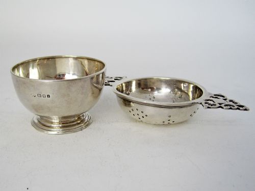 SILVER TEA STRAINER AND BOWL WITH TWO PIERCED KEYHOLE STYLE HANDLES - ADDITIONAL PHOTO 2
