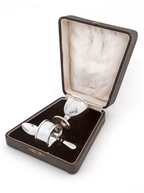 plain design silver three piece boxed christening set - CATEGORY: ANTIQUE SILVER - DATED 1920