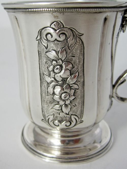 VICTORIAN SILVER CHILDS CHRISTENING MUG WITH A CAST FLORAL HANDLE - ADDITIONAL PHOTO 3