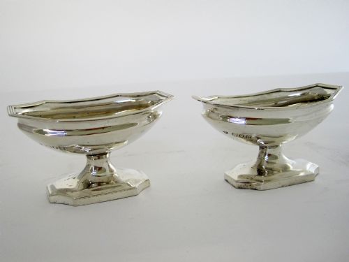 pair of elegant good quality georgian style silver salts - CATEGORY: ANTIQUE SILVER - DATED 1900