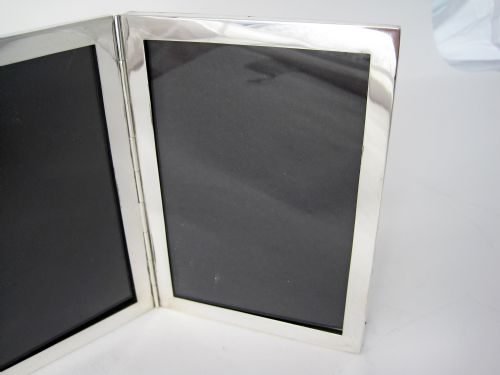 SMART EDWARDIAN DOUBLE FOLDING SILVER PHOTO FRAME - ADDITIONAL PHOTO 2
