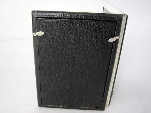 SMART EDWARDIAN DOUBLE FOLDING SILVER PHOTO FRAME - ADDITIONAL PHOTO 3