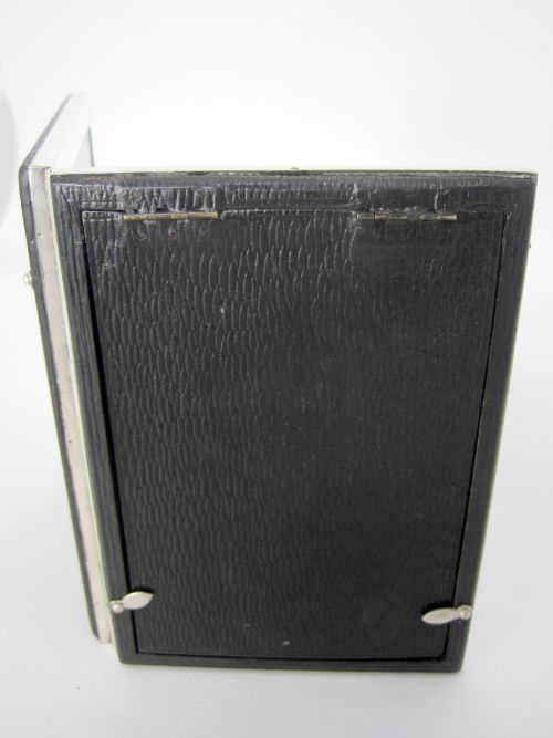 SMART EDWARDIAN DOUBLE FOLDING SILVER PHOTO FRAME - ADDITIONAL PHOTO 4