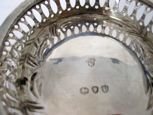 CHARMING OVAL VICTORIAN SILVER DISH - ADDITIONAL PHOTO 4
