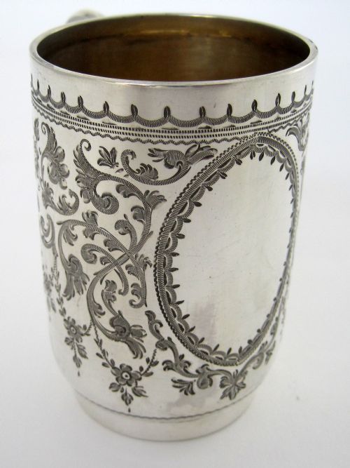 VICTORIAN HAND ENGRAVED SILVER CHRISTENING MUG WITH GILT INTERIOR - ADDITIONAL PHOTO 2
