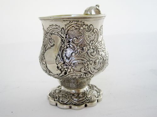 ORNATE GEORGIAN CAMPANA SHAPED SILVER CHRISTENING MUG - ADDITIONAL PHOTO 2