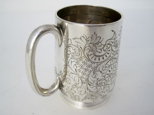 CROWN MOTIF VICTORIAN SILVER CHRISTENING MUG WITH A LOOP HANDLE - ADDITIONAL PHOTO 5