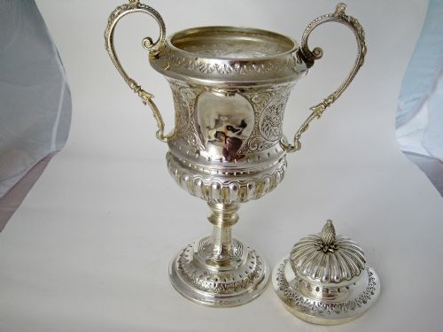 IMPRESSIVE LATE VICTORIAN CAMPANA SHAPED SILVER TROPHY CUP - ADDITIONAL PHOTO 4