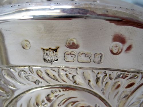 IMPRESSIVE LATE VICTORIAN CAMPANA SHAPED SILVER TROPHY CUP - ADDITIONAL PHOTO 6