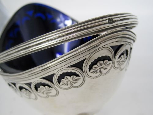 GEORGE III OVAL SILVER SUGAR BASKET WITH BRISTOL BLUE GLASS LINER - ADDITIONAL PHOTO 1