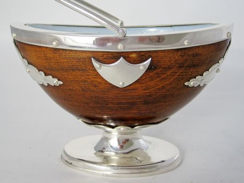 UNUSUAL VICTORIAN OAK AND SILVER PLATE BOAT SHAPE SUGAR BASKET - ADDITIONAL PHOTO 5