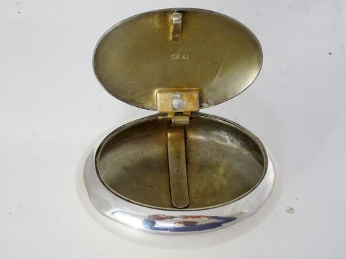 COMPLETELY PLAIN PEBBLE SHAPED SILVER TOBACCO BOX - ADDITIONAL PHOTO 3