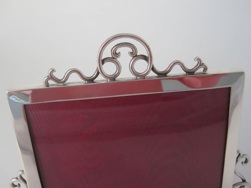 EDWARDIAN SILVER PHOTO PICTURE FRAME WITH APPLIED WIREWORK SCROLLING - ADDITIONAL PHOTO 3