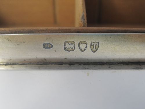 LATE VICTORIAN PLAIN SILVER RECTANGULAR CIGAR OR TRINKET TABLE BOX - ADDITIONAL PHOTO 4