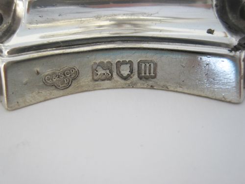 PAIR OF GOLDSMITHS SILVERSMITH GEORGE III STYLE SILVER CANDLESTICKS - ADDITIONAL PHOTO 7